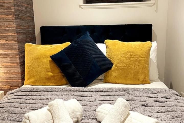 Lovely 3 Bedroom Apartment With Private Garden In Edinburgh City Centre Zewnętrze zdjęcie