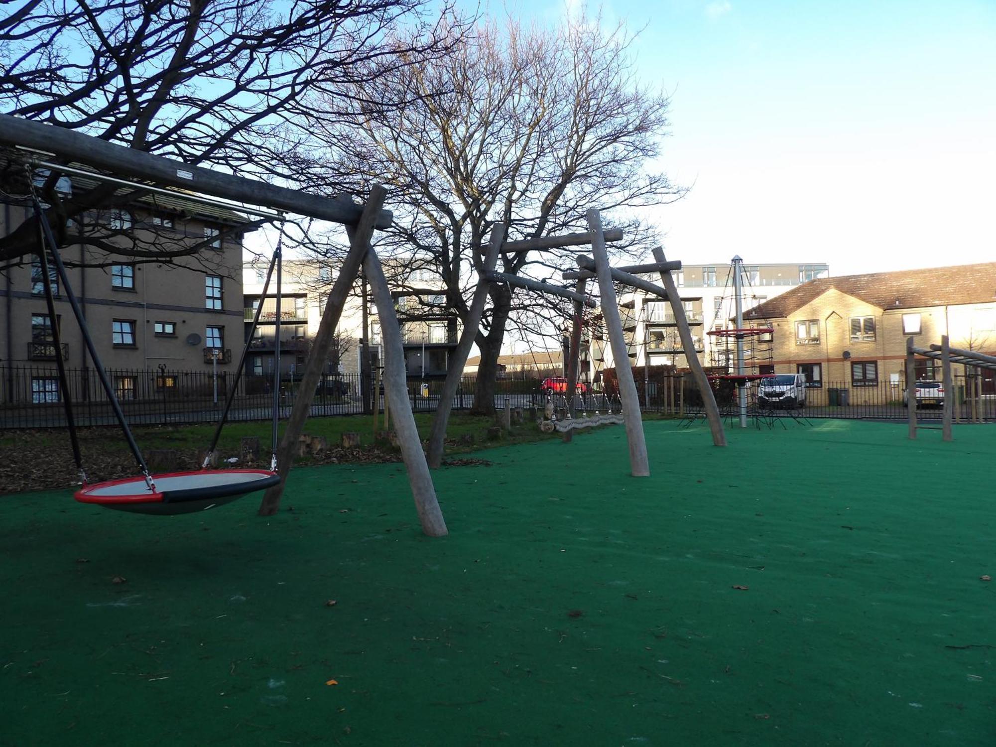 Lovely 3 Bedroom Apartment With Private Garden In Edinburgh City Centre Zewnętrze zdjęcie