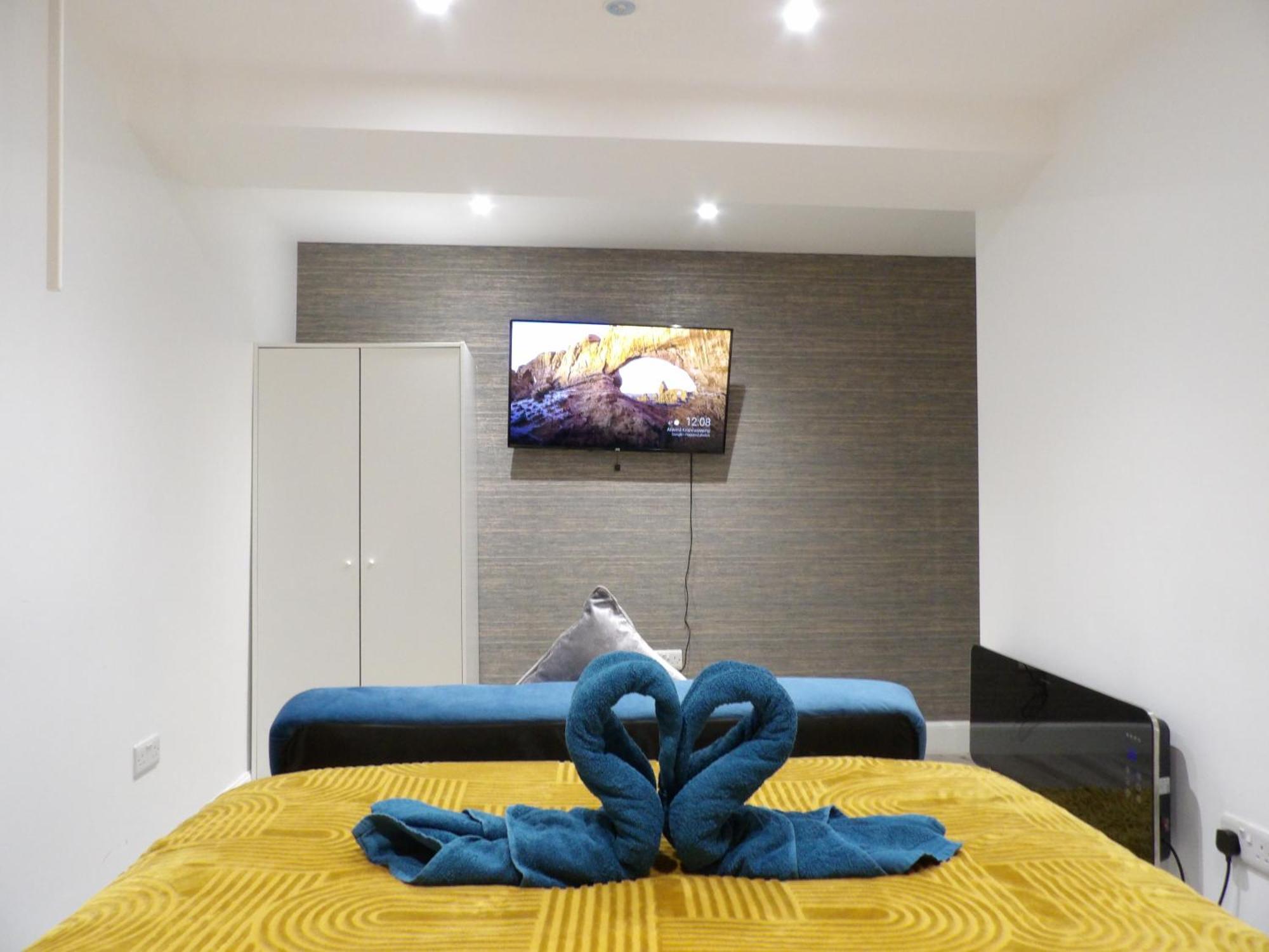Lovely 3 Bedroom Apartment With Private Garden In Edinburgh City Centre Zewnętrze zdjęcie