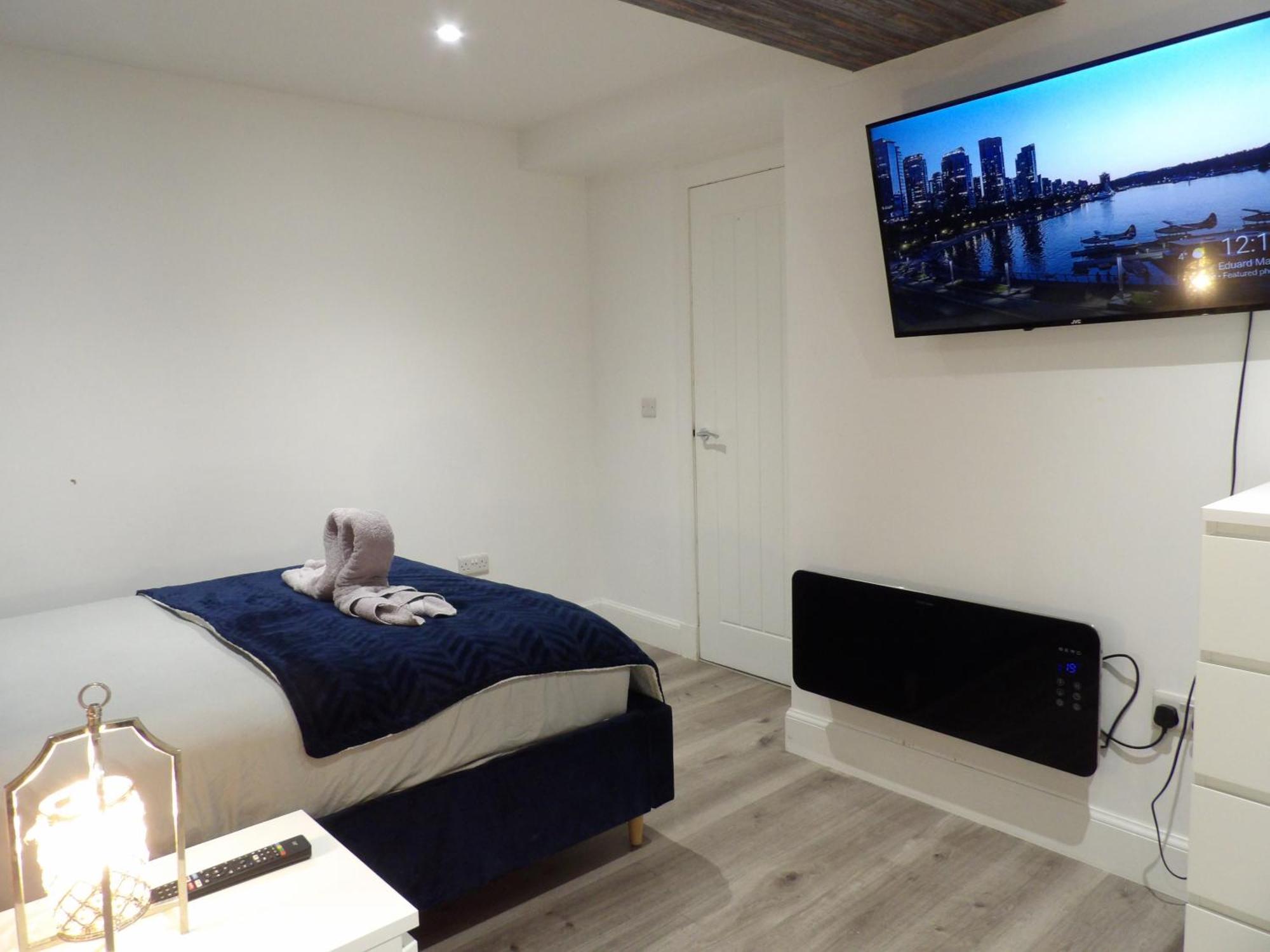 Lovely 3 Bedroom Apartment With Private Garden In Edinburgh City Centre Zewnętrze zdjęcie