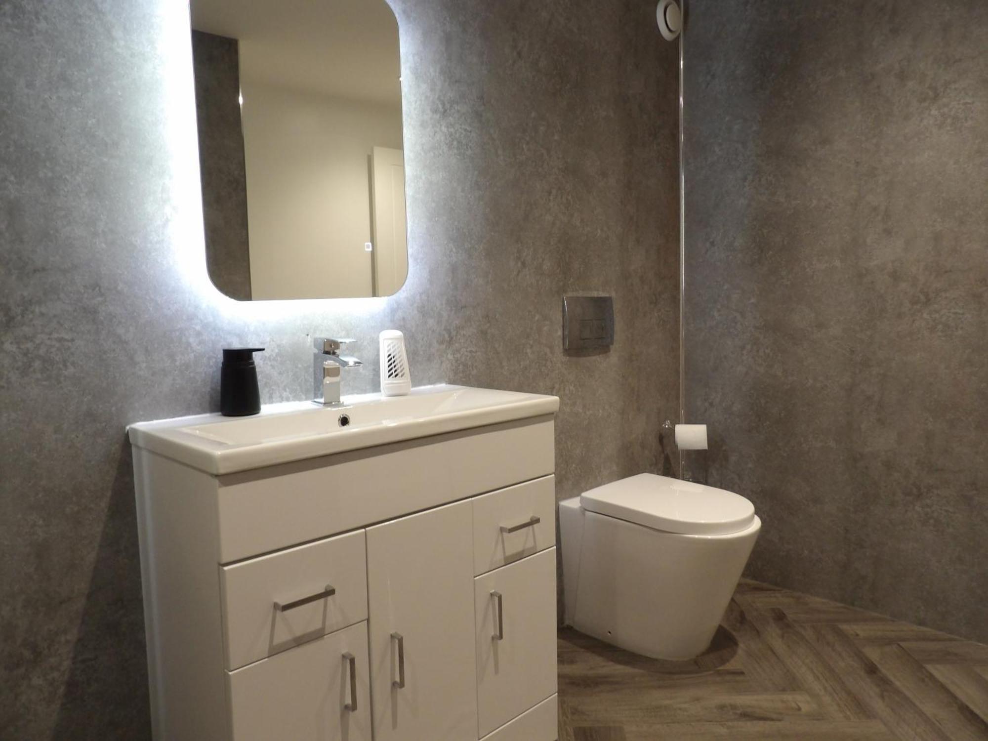 Lovely 3 Bedroom Apartment With Private Garden In Edinburgh City Centre Zewnętrze zdjęcie