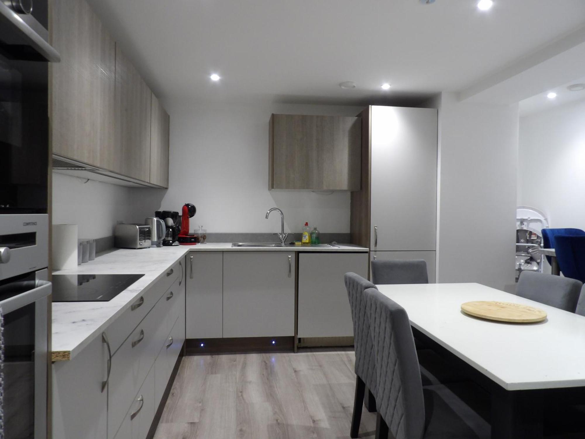 Lovely 3 Bedroom Apartment With Private Garden In Edinburgh City Centre Zewnętrze zdjęcie